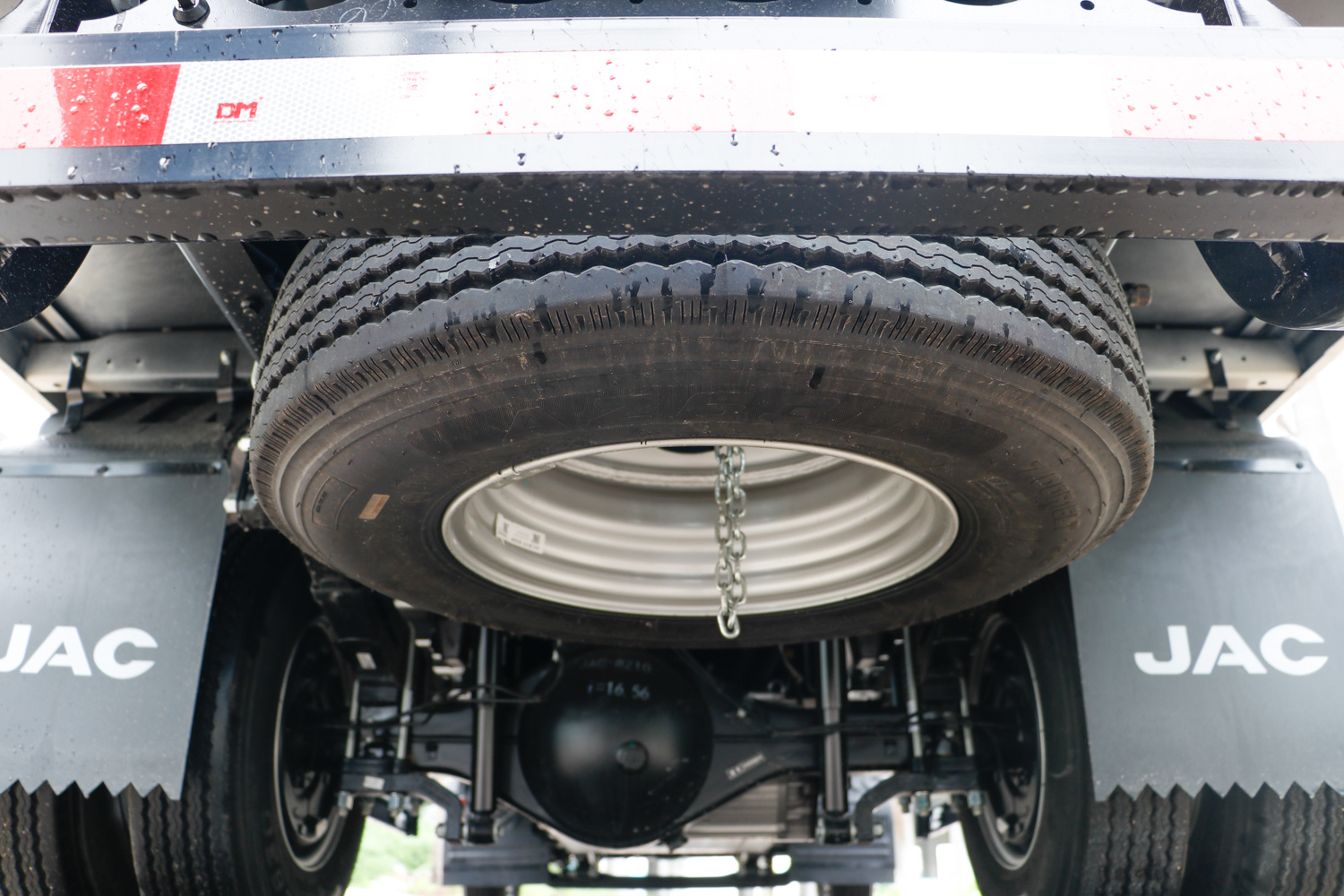 2024 JAC EV5 van with 100 million weft power 81kWh(HFC5042XXYEV10)